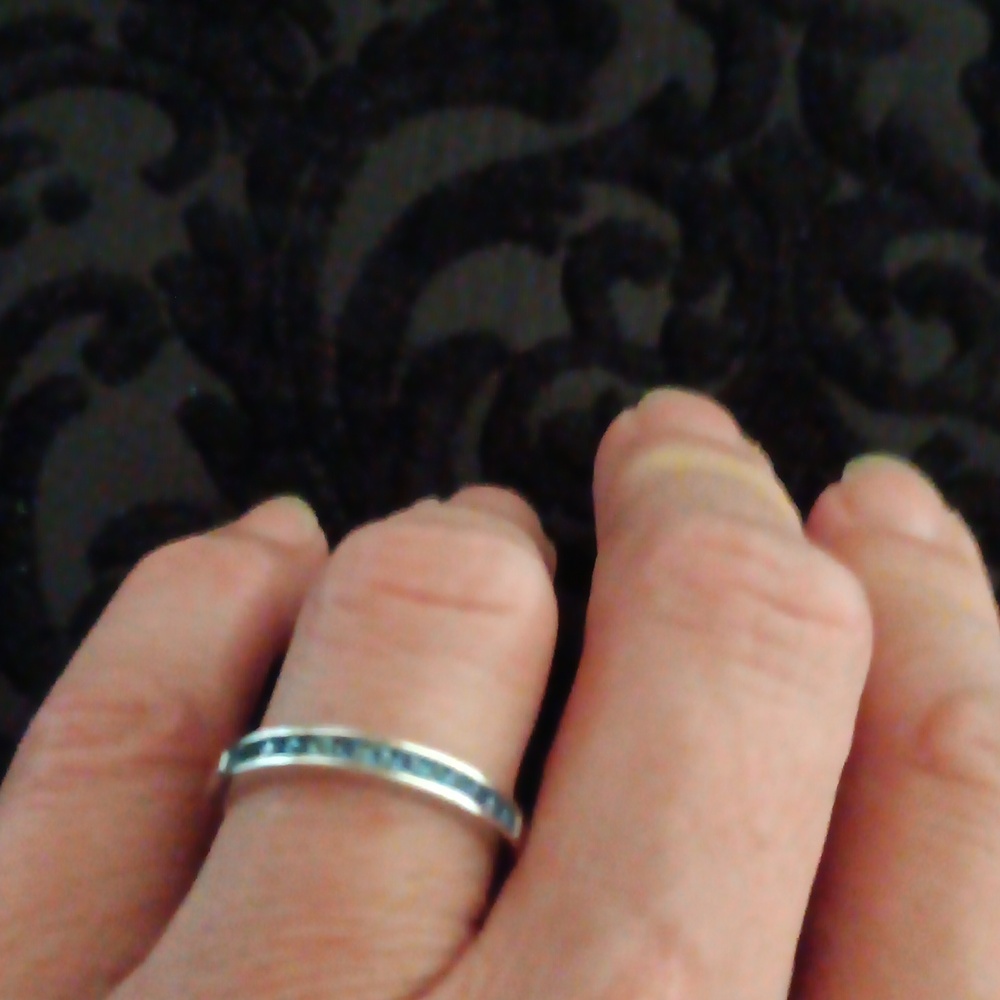2mmSaphire Genuine Ceylon Blue Channel Set Ring - Picture 6 of 7